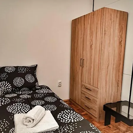 M Lux Apartman