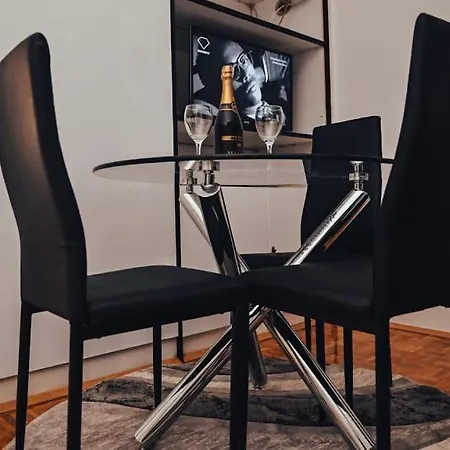 M Lux Apartman Kragujevac